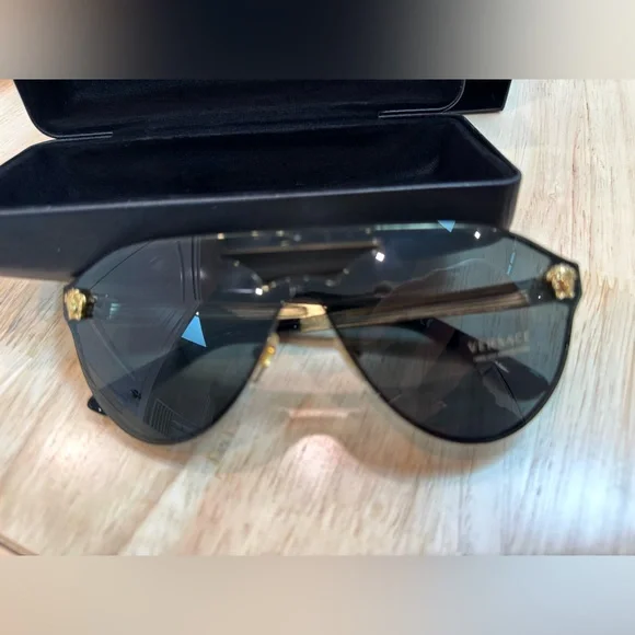Versace | Accessories | Nwt Versace Gray Gold Aviator  display picture 2